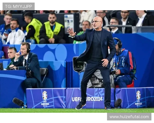 西班牙U20主帅称赞亚马尔库巴西赫伊森入选成年队感到非常欣慰 西班牙U20主帅称赞亚马尔库巴西赫伊森入选成年队感到非常欣慰